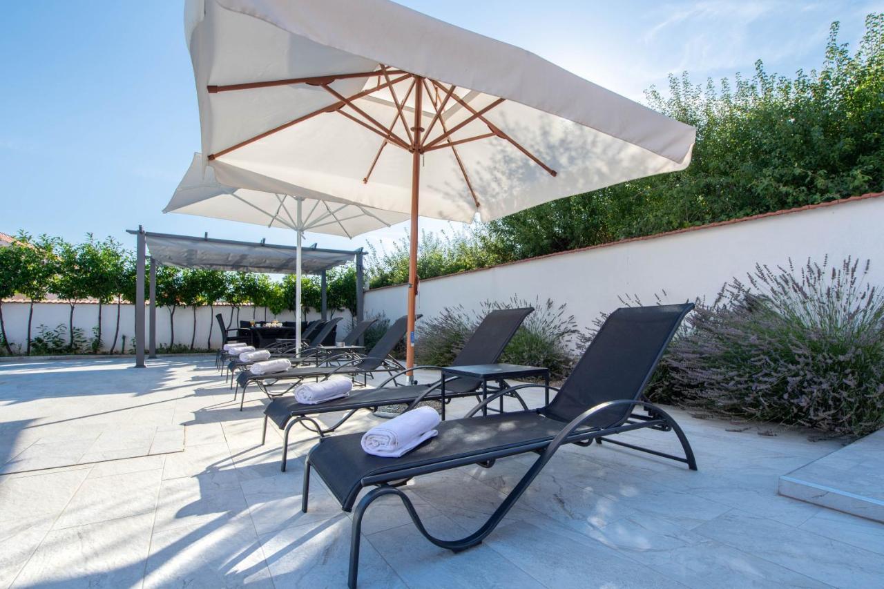 Vacation Villa Matic With 7 Bedrooms ซินย์ ภายนอก รูปภาพ