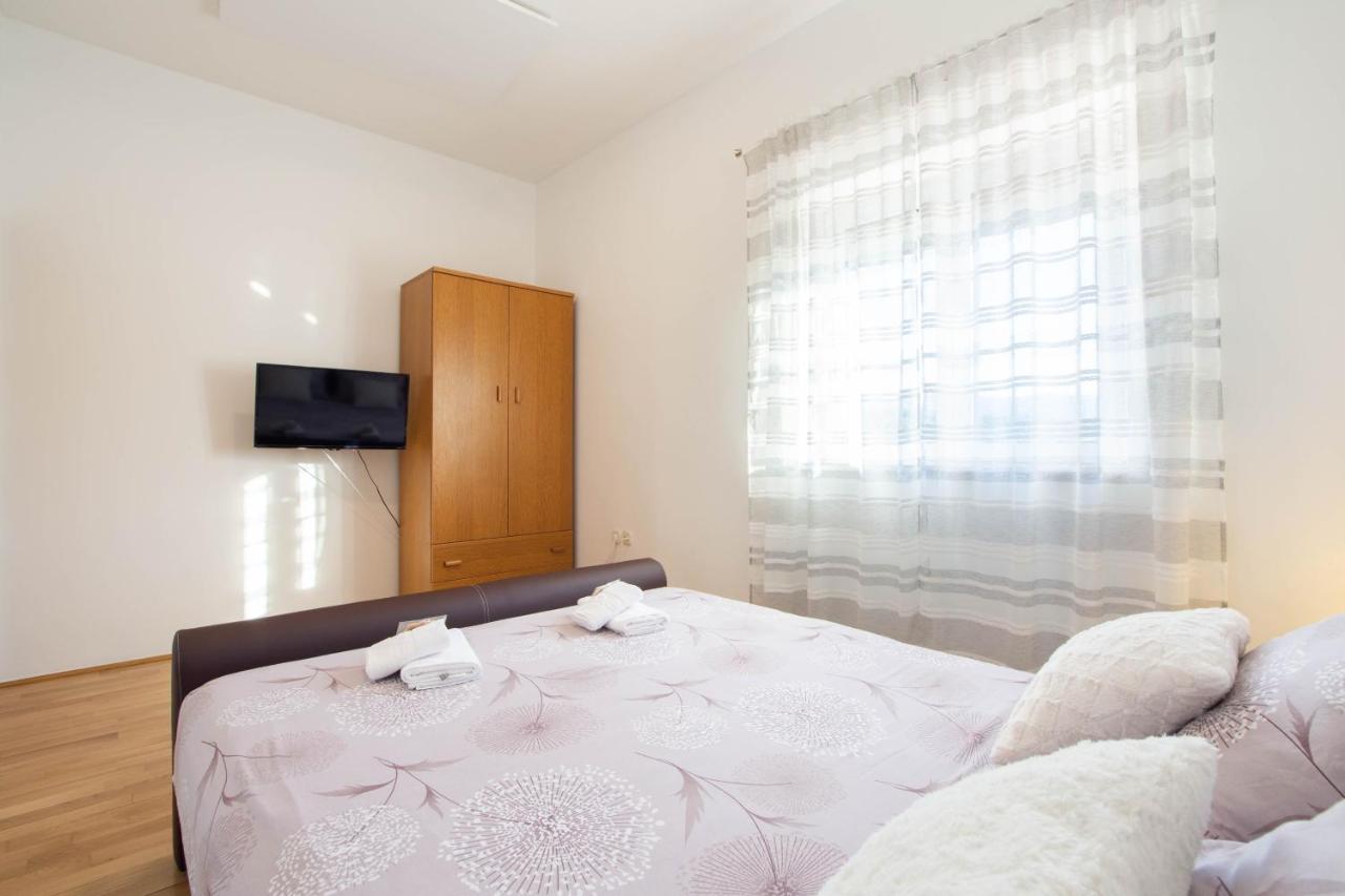 Vacation Villa Matic With 7 Bedrooms ซินย์ ภายนอก รูปภาพ